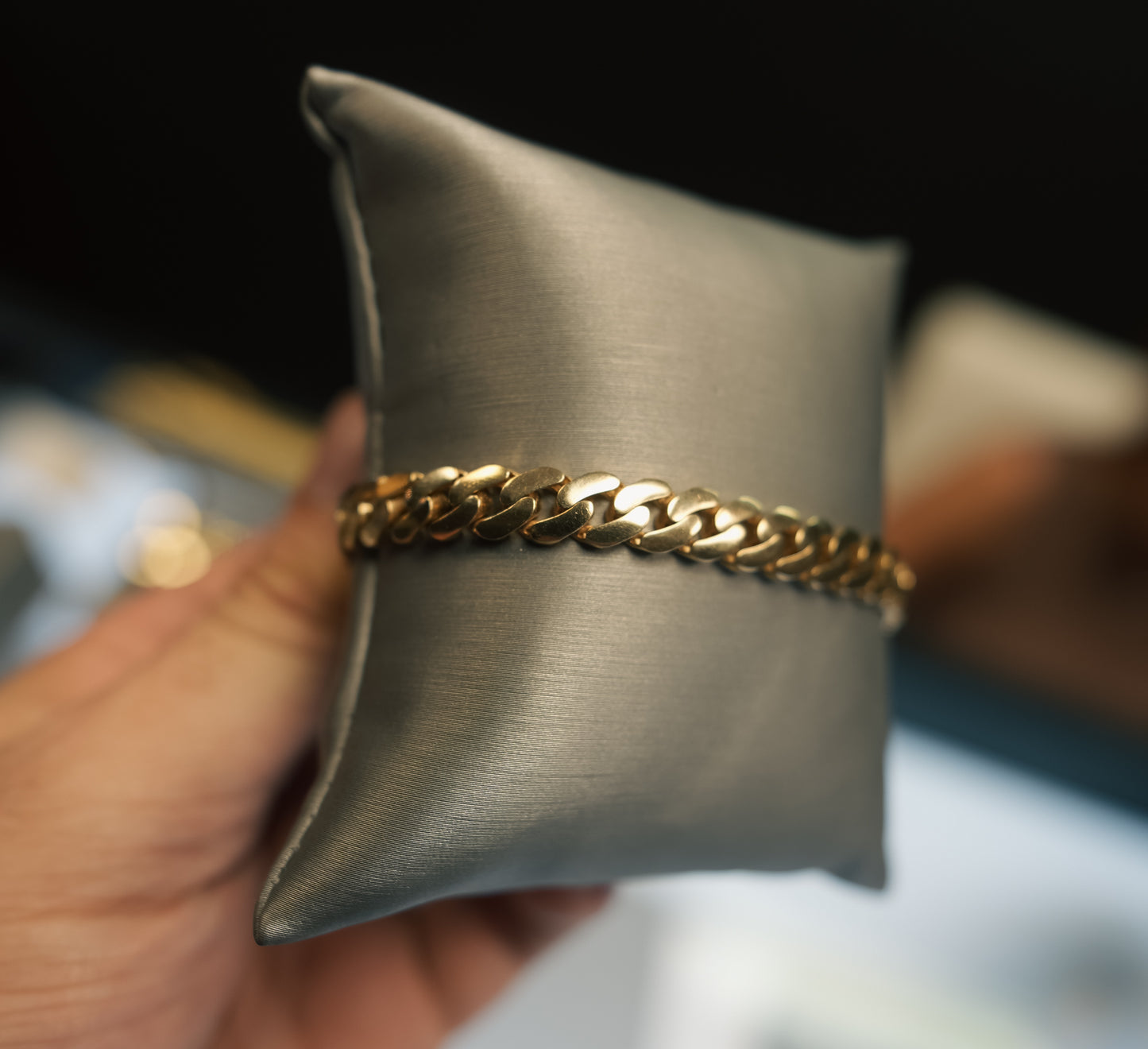 10kt Hollow Cuban Link Bracelet