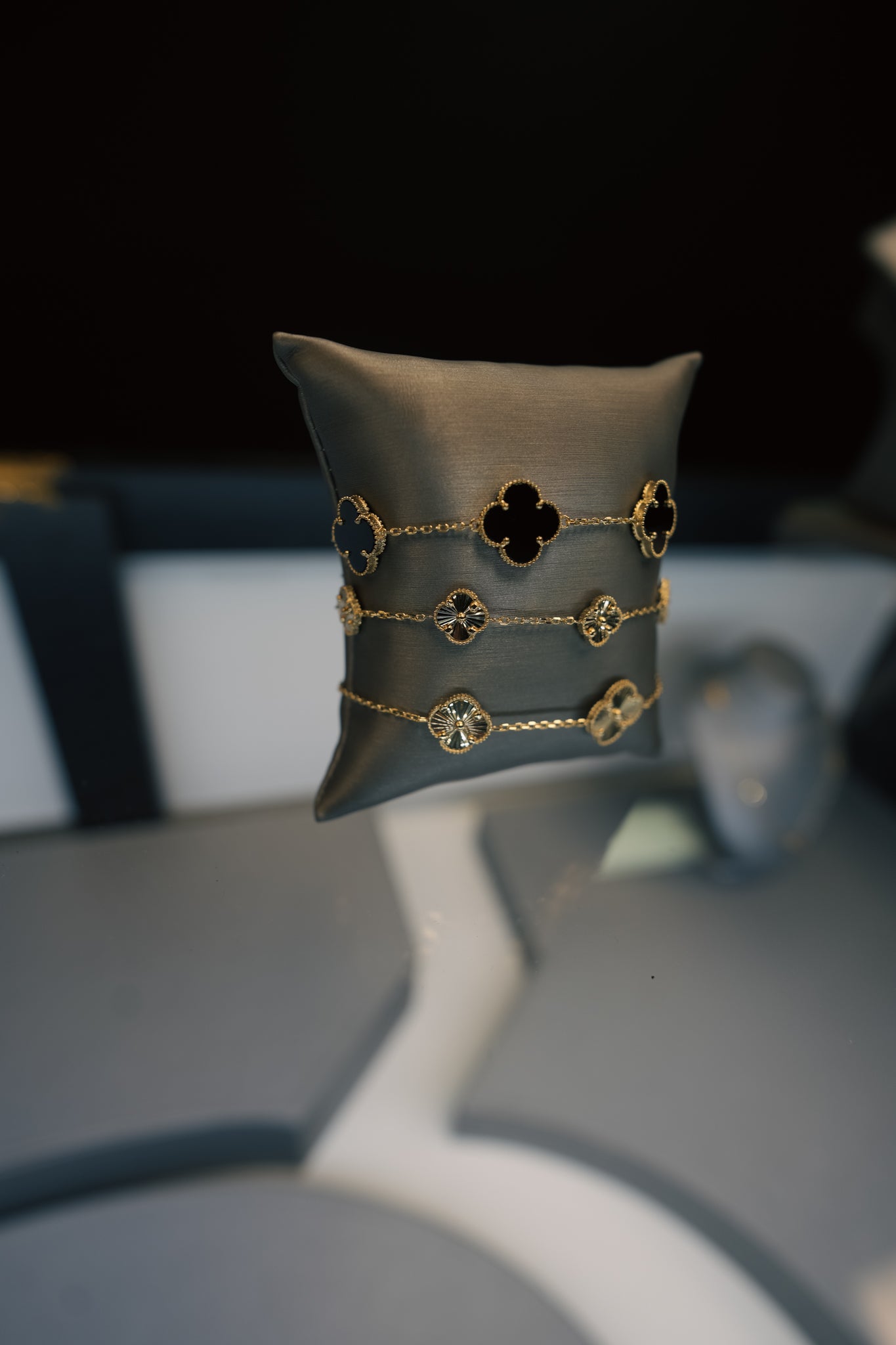 10kt Clover Bracelet