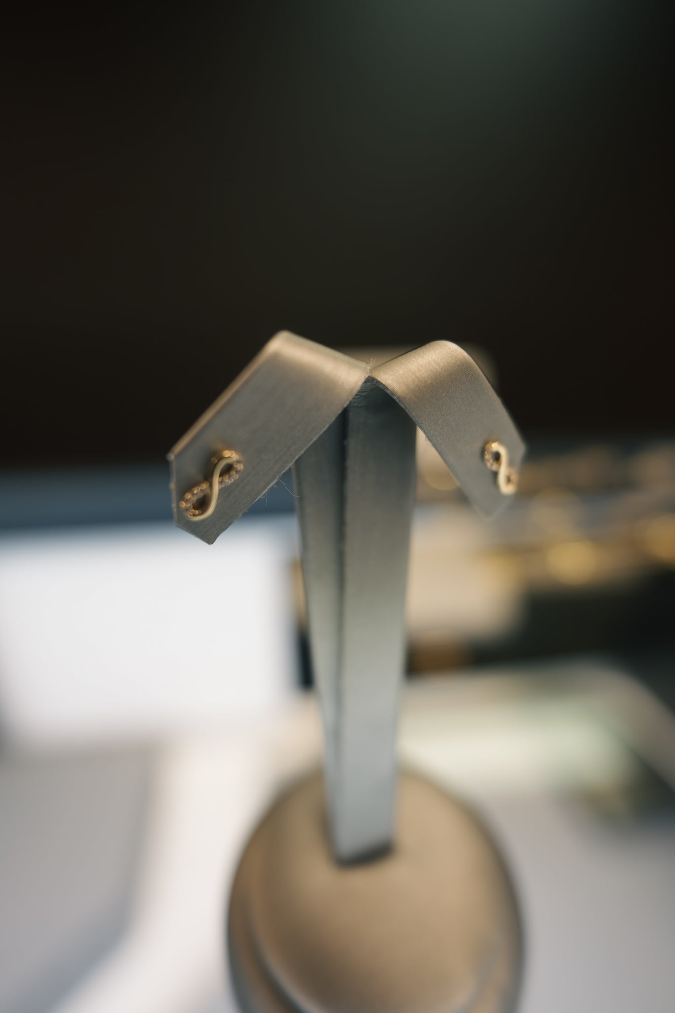 10kt Infinity Earrings