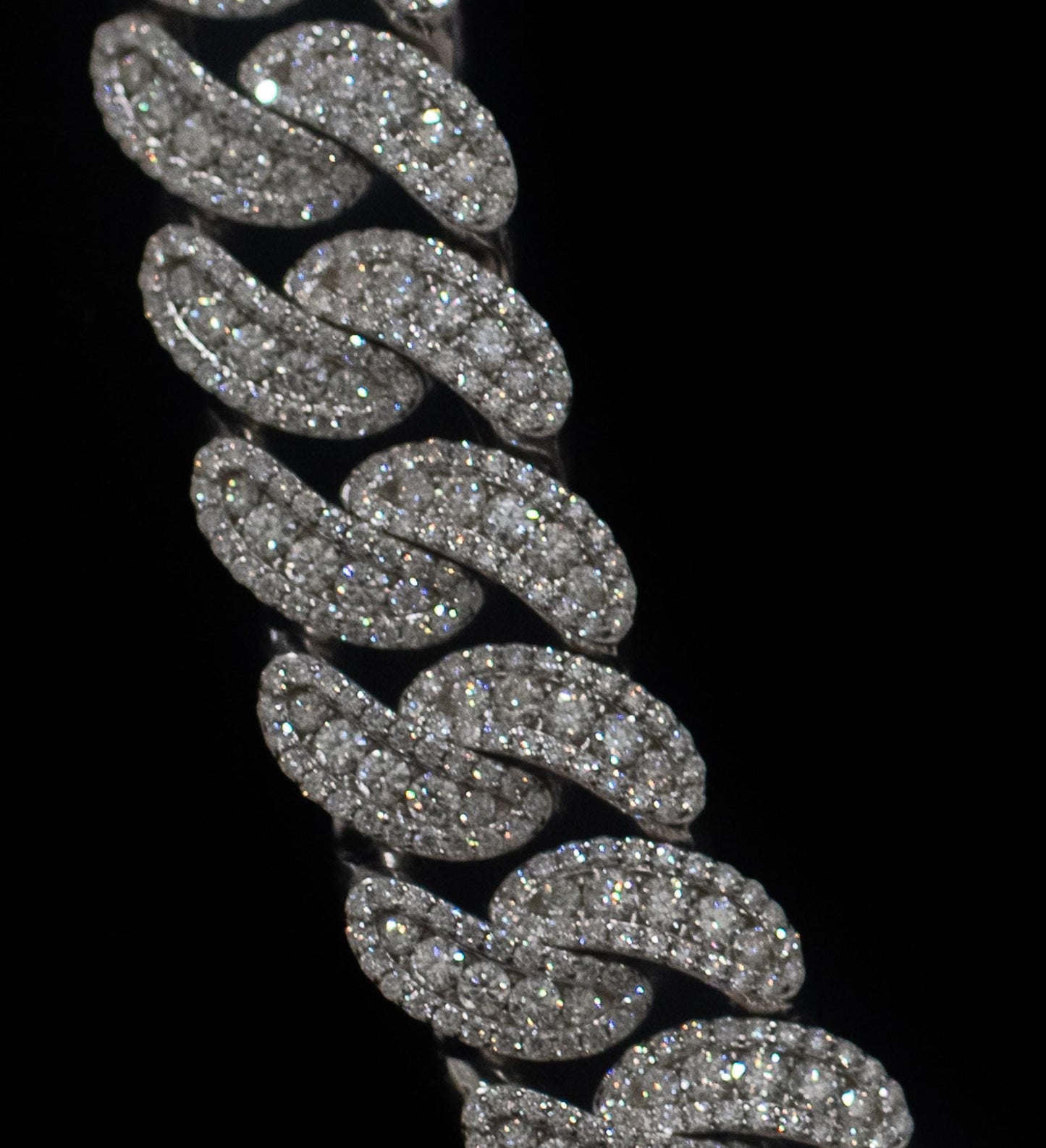 25MM Flower-Setting Cuban Link Chain – VVS1 Moissanite (White Gold over Solid Silver)