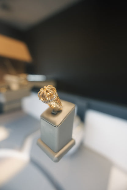 10kt Crown Pillow Ring