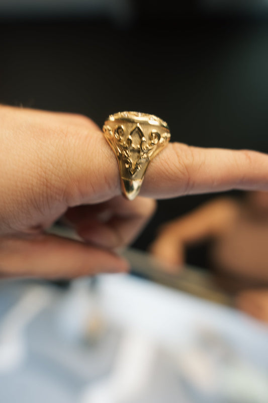 10kt Pattern Flower Ring