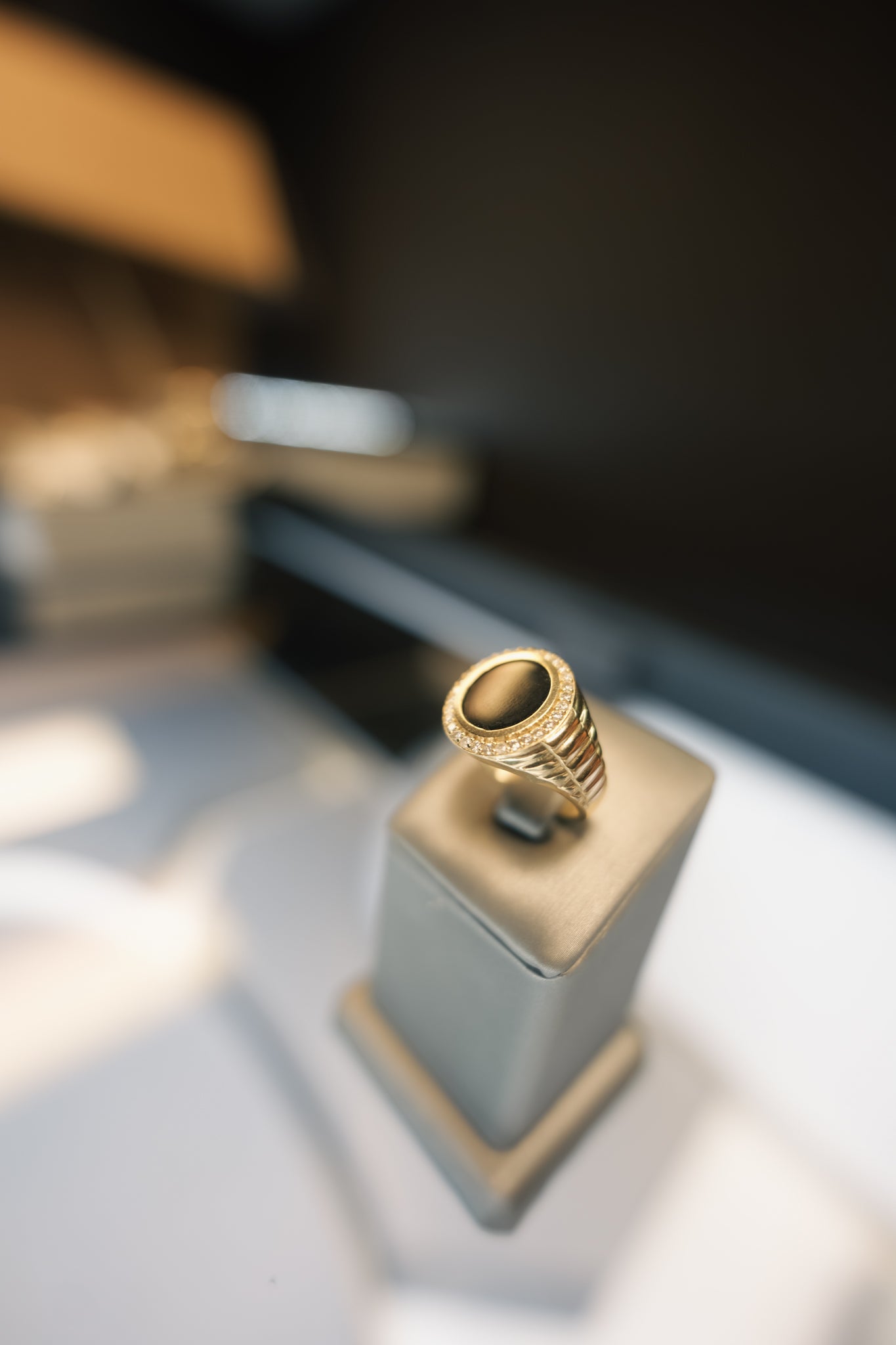 10kt Black Rock Ring