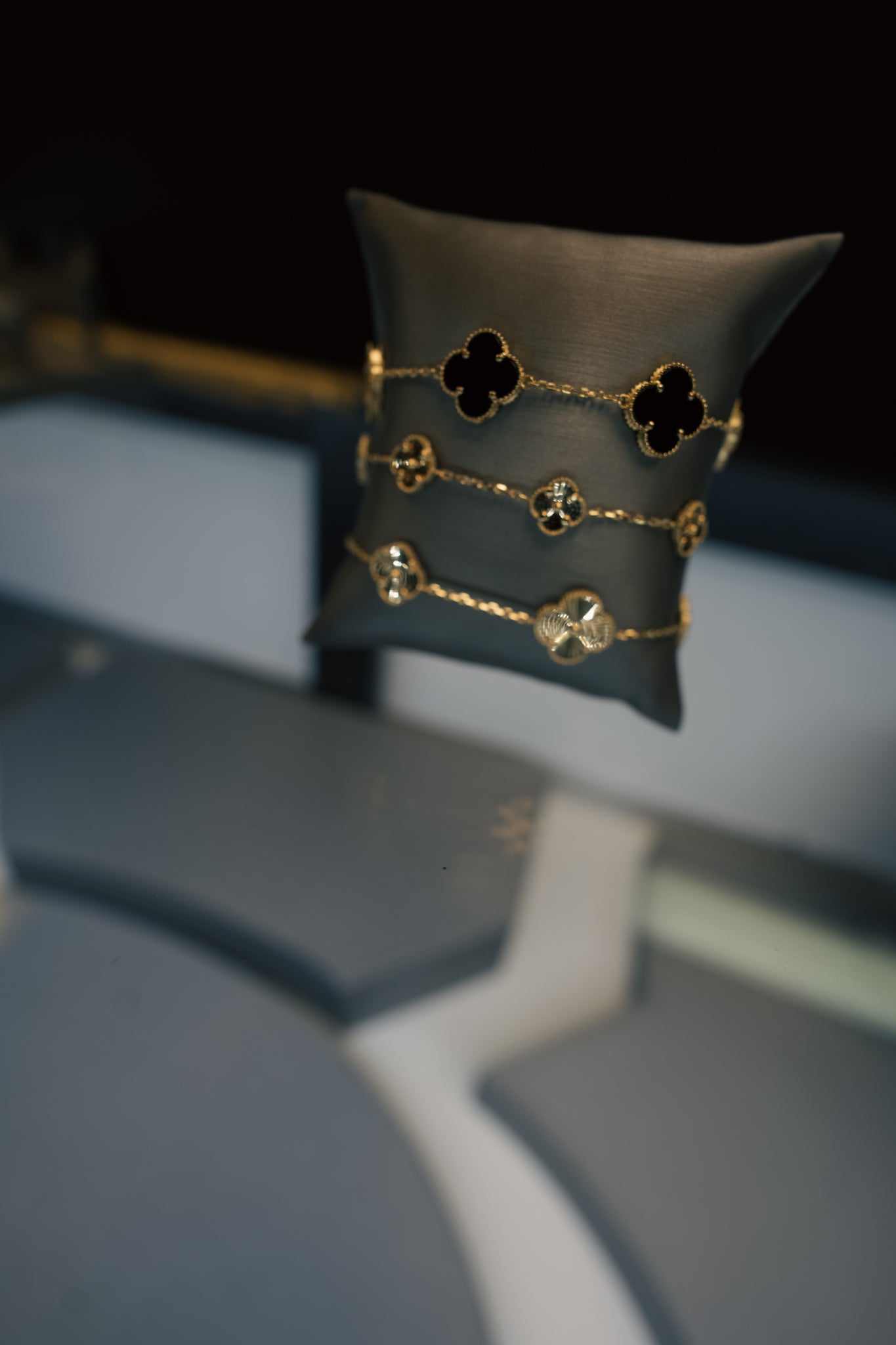 10kt Gold Clover Bracelet
