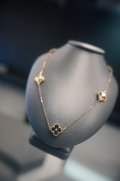 10kt Gold Clover Necklace  (1)