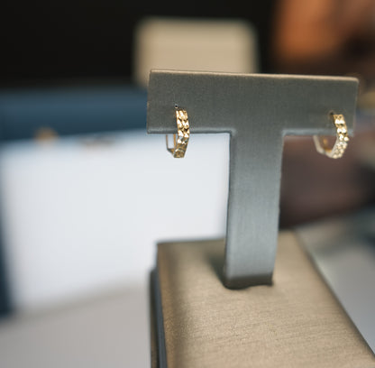 10kt Dainty Hoop Earrings
