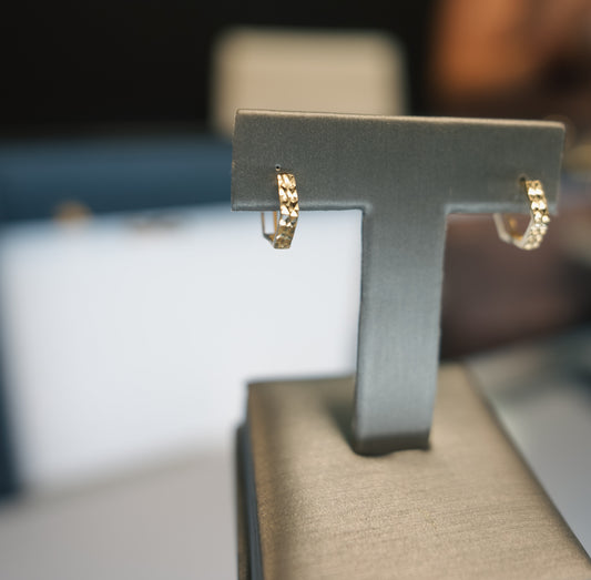 10kt Dainty Hoop Earrings
